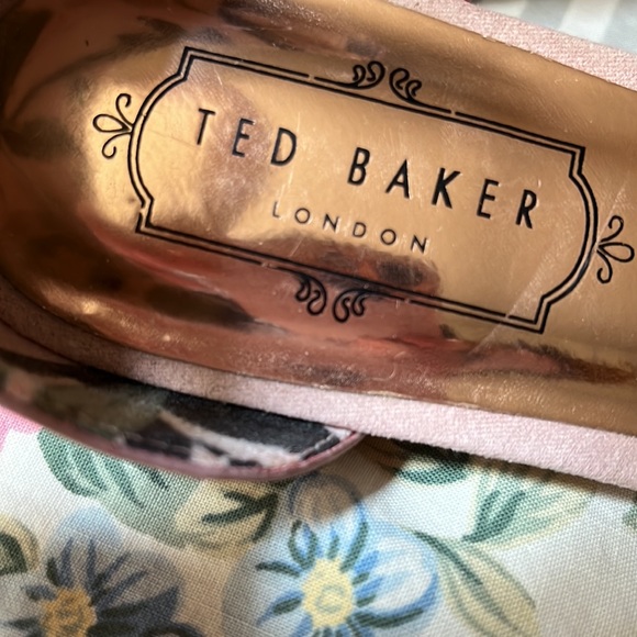 Ted Baker sandals - Picture 2 of 11